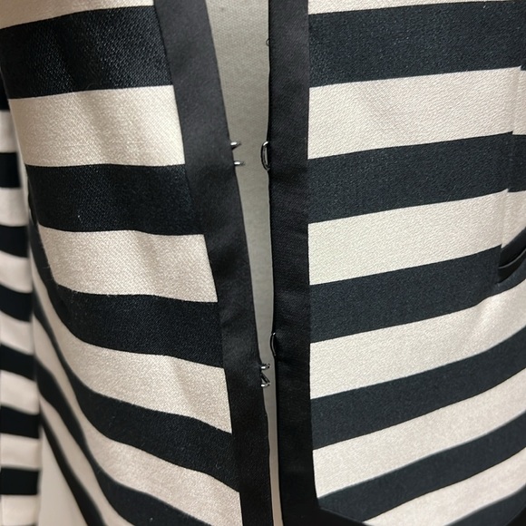 Striped jacket - Picture 5 of 15